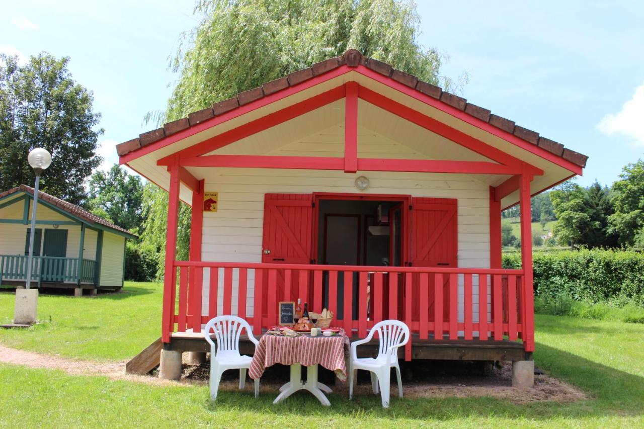 Camping Les Feuilles Chauffailles Exterior photo
