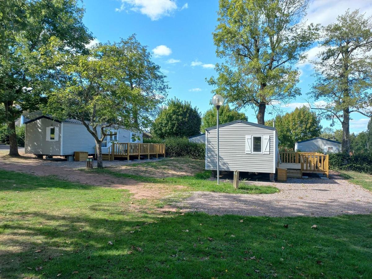 Camping Les Feuilles Chauffailles Exterior photo